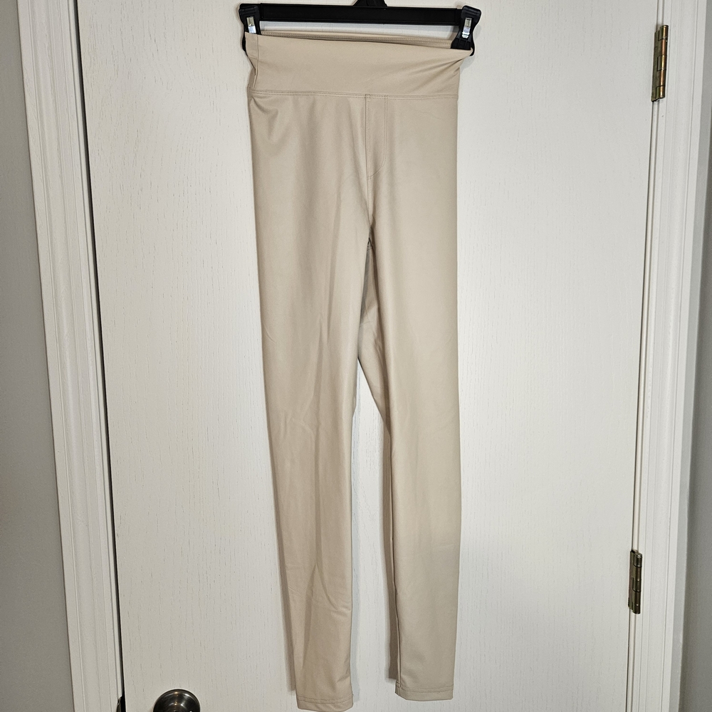 NWOT Offline By Aerie Real Luxe High Rise Cream Leggings- Short Inseam